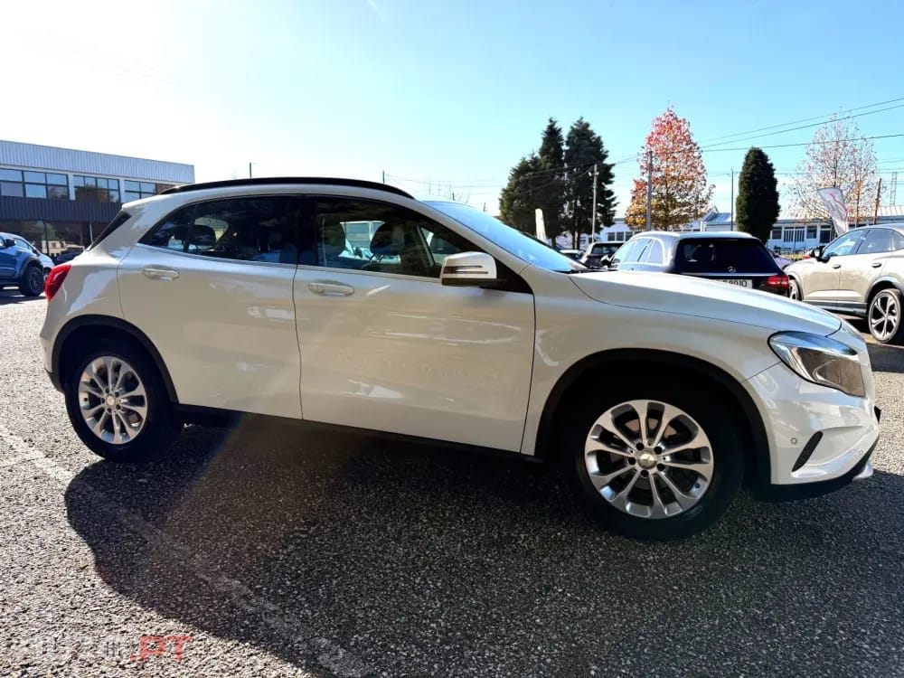 Mercedes-Benz GLA 180 d SENSATION