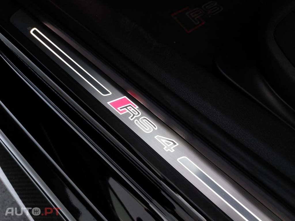 Audi RS4 2.9 TSI quattro Tiptronic