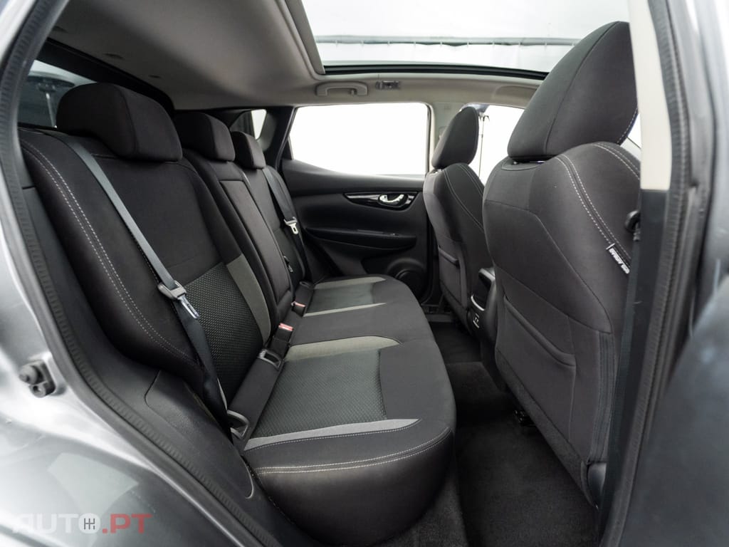 Nissan Qashqai 1.5 dCi N-Connecta