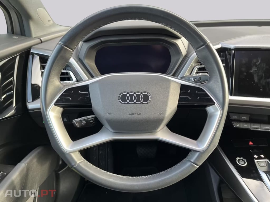 Audi Q4 E-Tron 45 Quattro I.V.A DEDUTIVEL