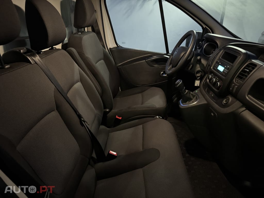 Nissan NV300 2.0 dCi L2H1 1.2T Comfort