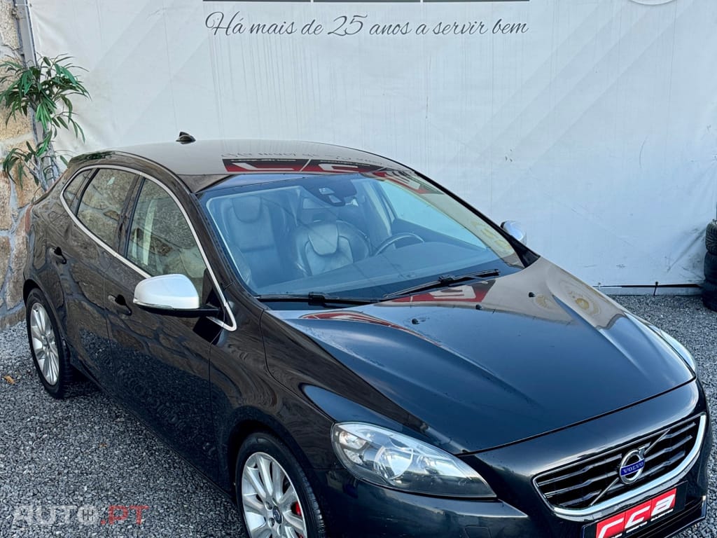 Volvo V40 1.6 D2 R-Design Momentum