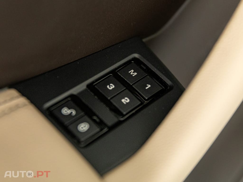 Jaguar F-Pace 2.0 i4D Portfolio