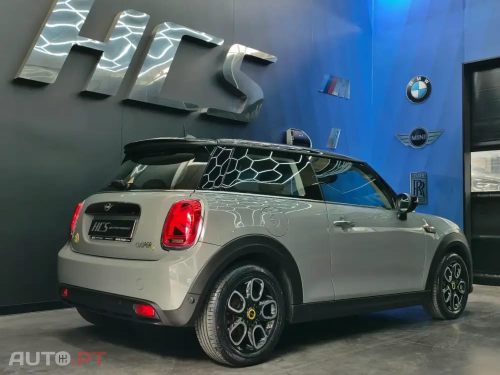 MINI Cooper Cooper SE