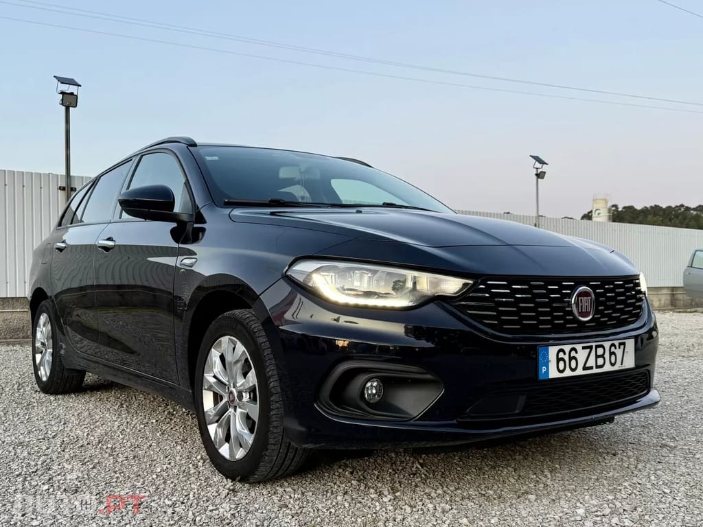 Fiat Tipo 1.3 M-Jet Lounge Tech