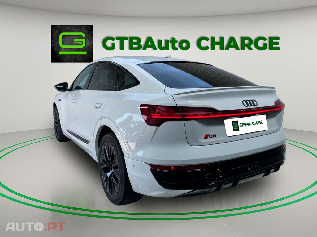 Audi Q8 E-Tron 50 quattro Edition