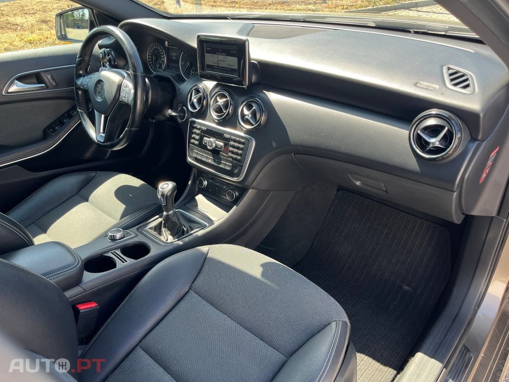 Mercedes-Benz A 180 CDI (BlueEFFICIENCY) Urban