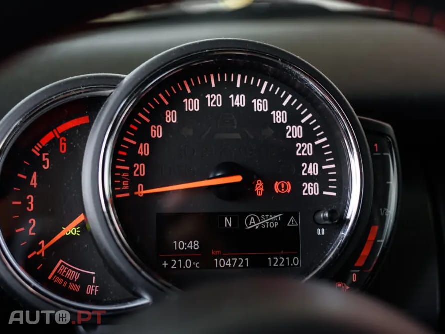 MINI Cooper Cooper D