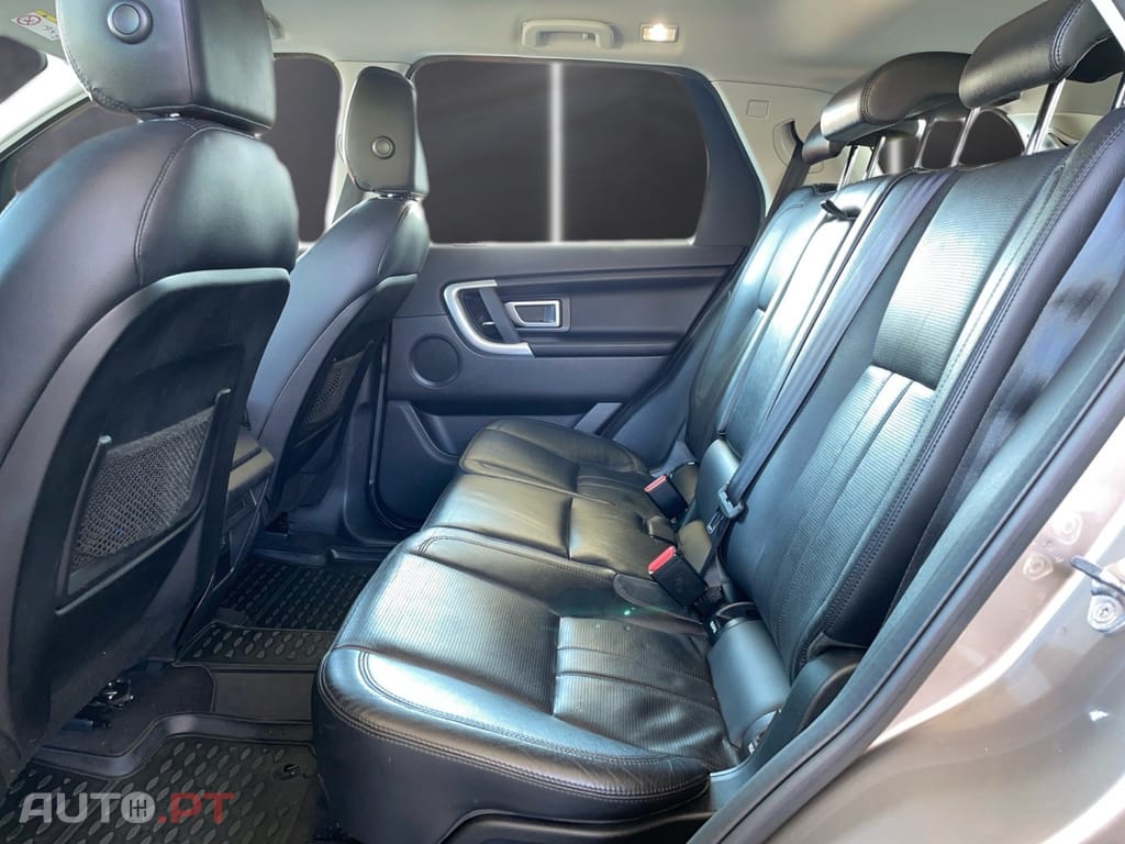 Land Rover Discovery Sport 2.0 TD4 HSE Luxury 7L Auto