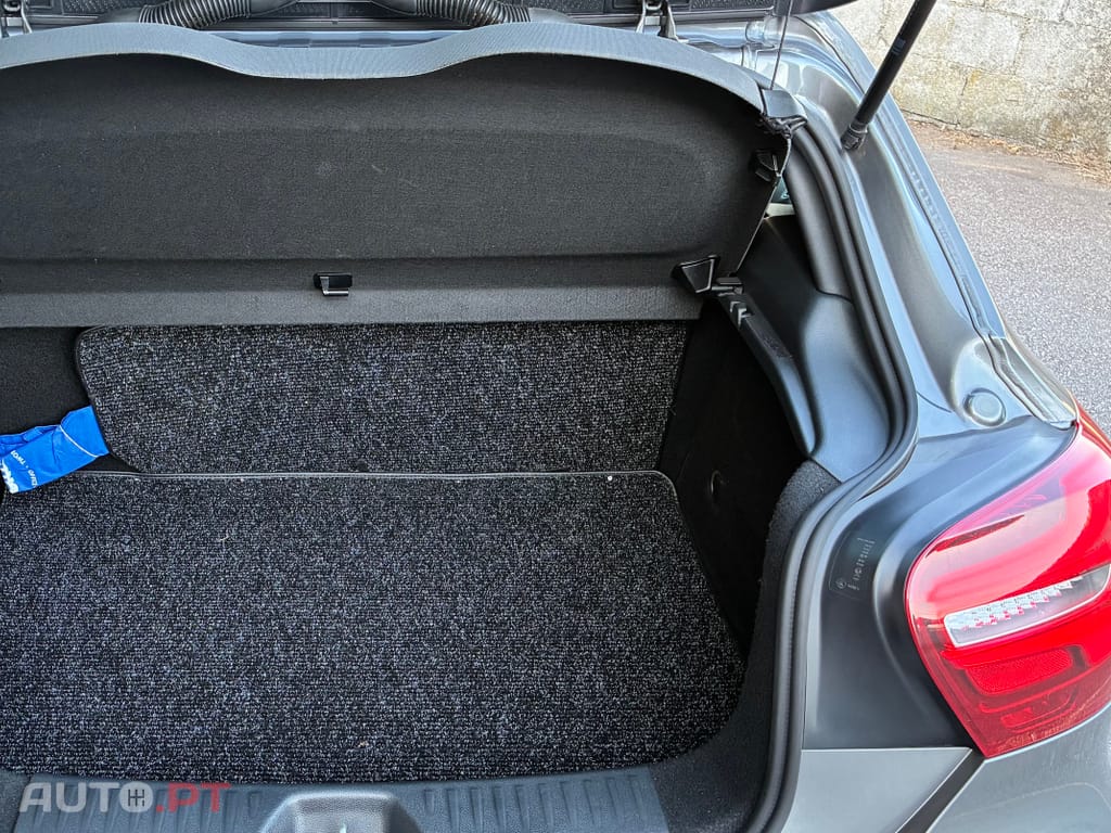 Mercedes-Benz A 180 AMG
