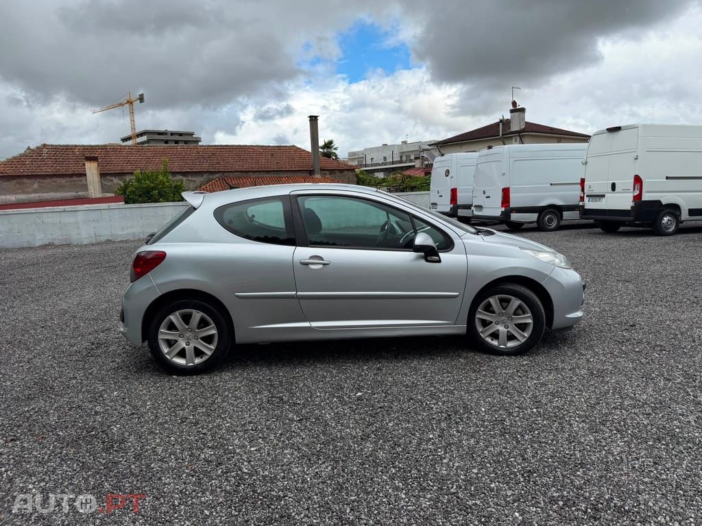 Peugeot 207 1.6 HDi Sport