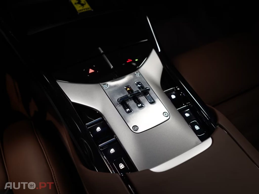 Ferrari Purosangue ND