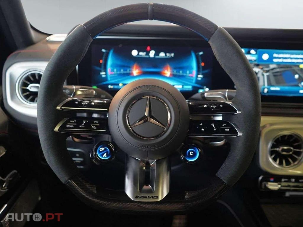 Mercedes-Benz G 63 AMG FACELIFT KEYLESS CARBON