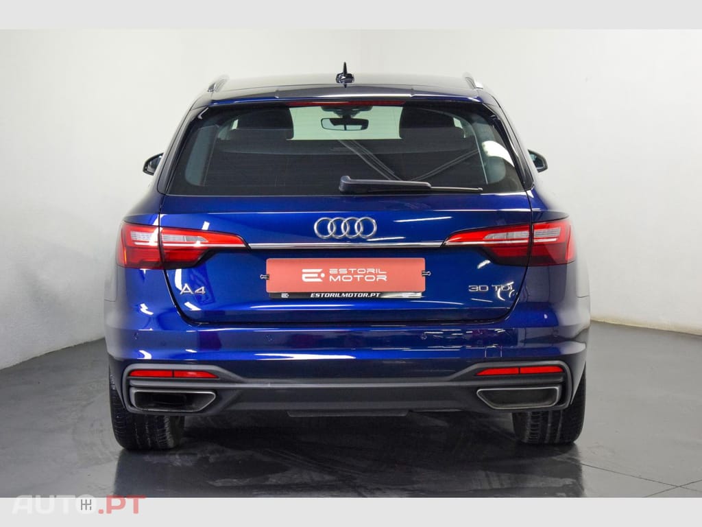 Audi A4 30 TDI S tronic Avant