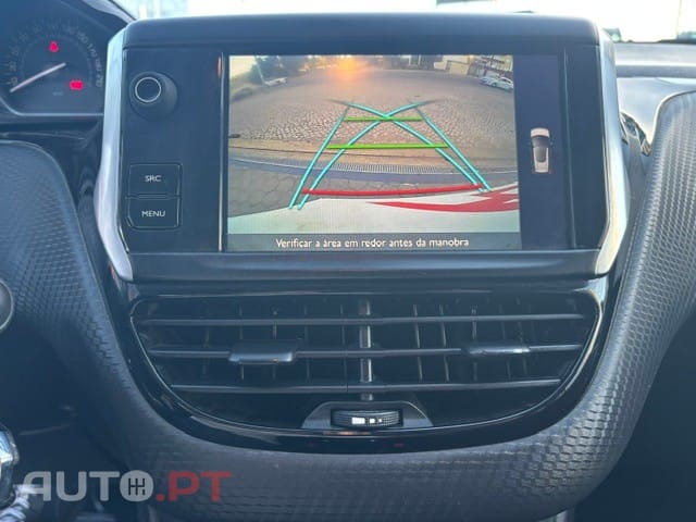 Peugeot 2008 1.6 BlueHDi Style