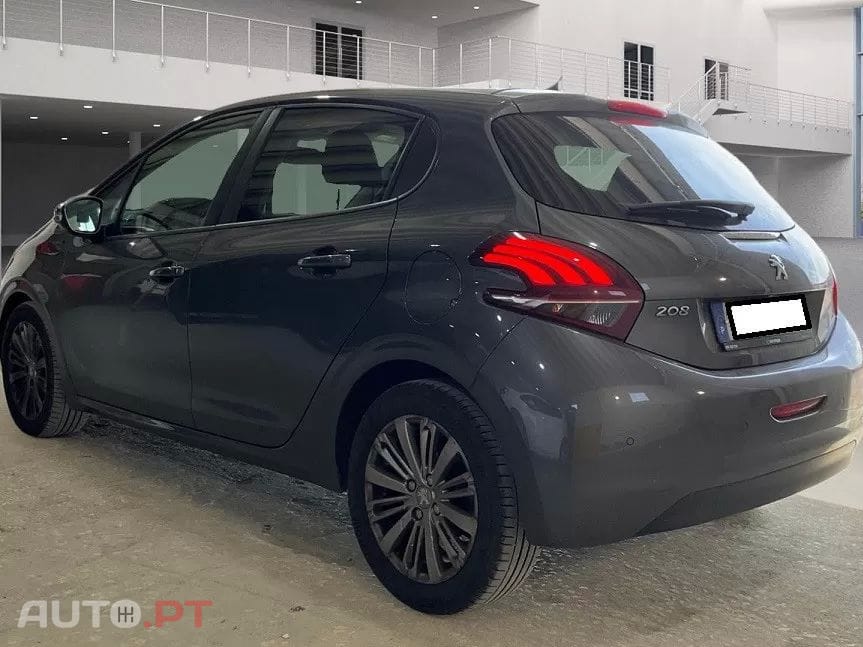 Peugeot 208 1.5 BlueHDi Signature
