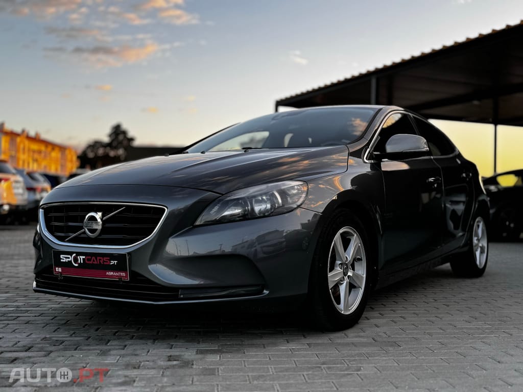Volvo V40 1.6 D2 Momentum