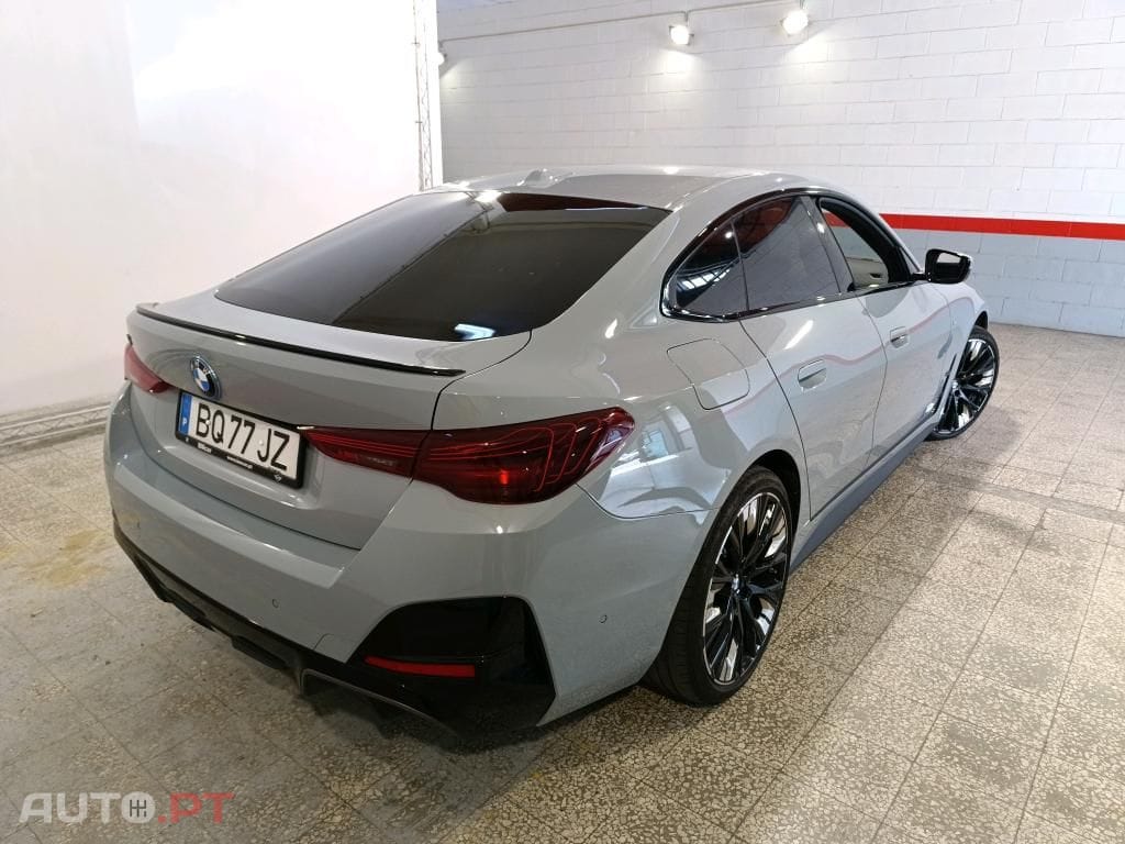 BMW i4 eDrive35 Edição Desportiva M
