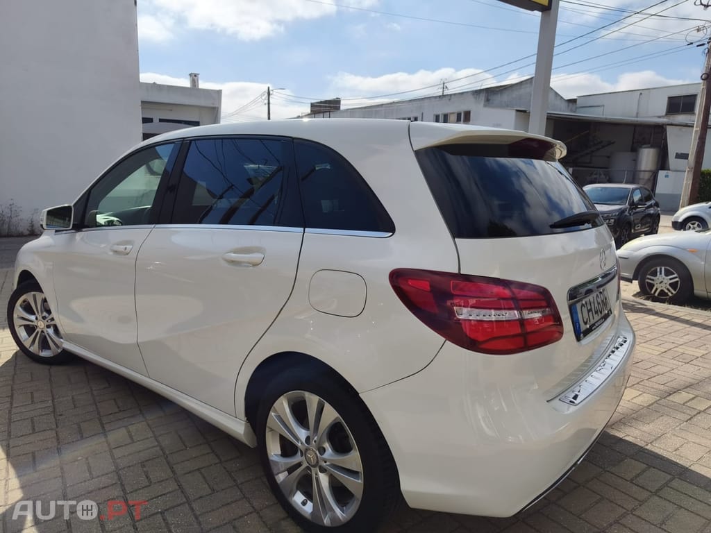 Mercedes-Benz B 180 D Avangard