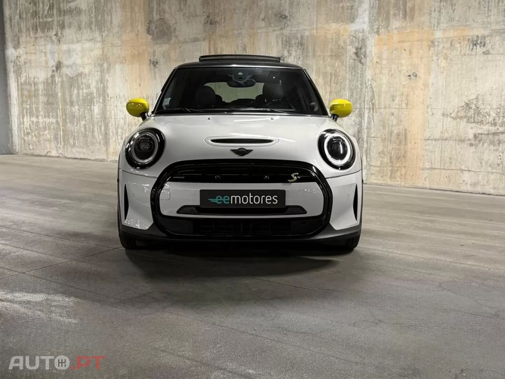 MINI Cooper Cooper SE Yours