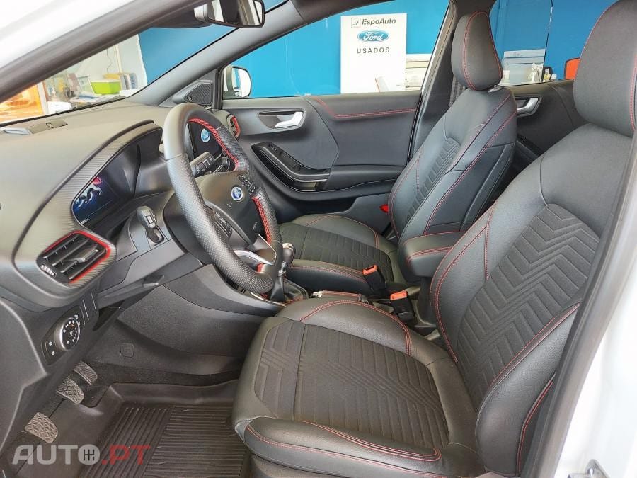 Ford Puma 1.0 EcoBoost MHEV ST-Line X