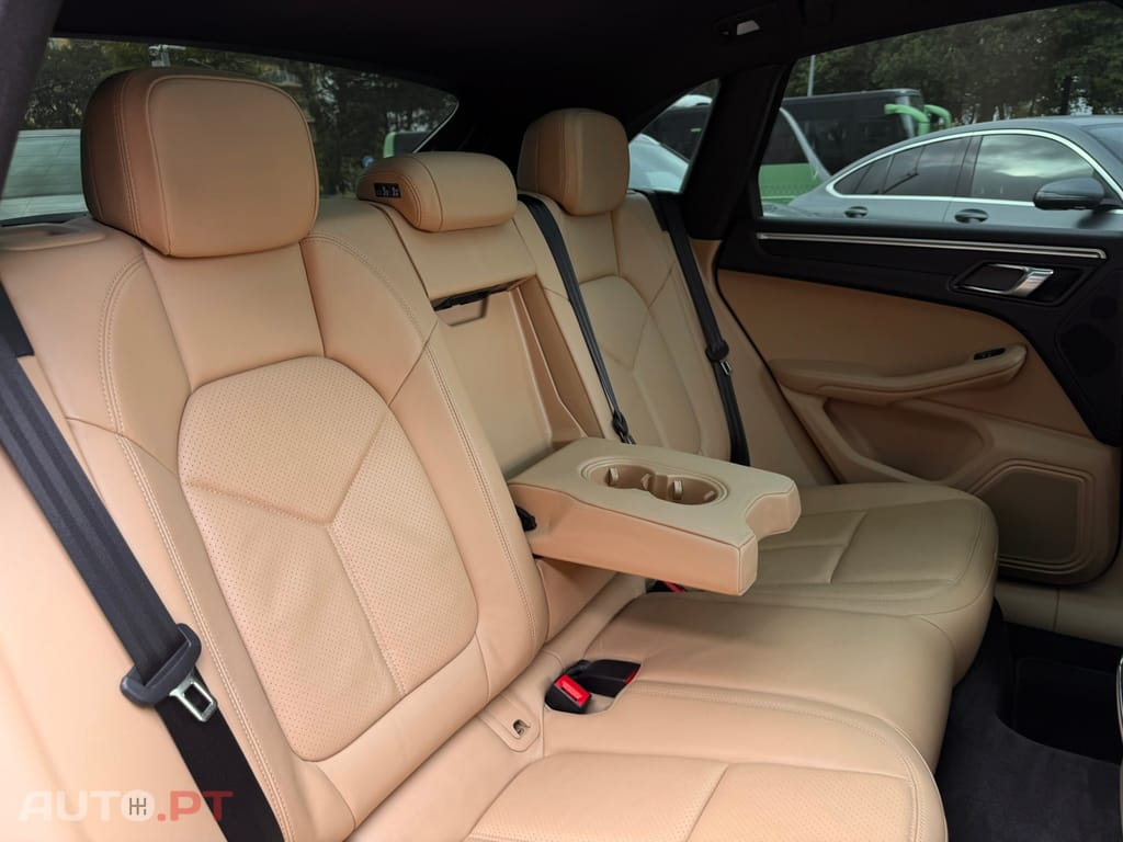 Porsche Macan PDK