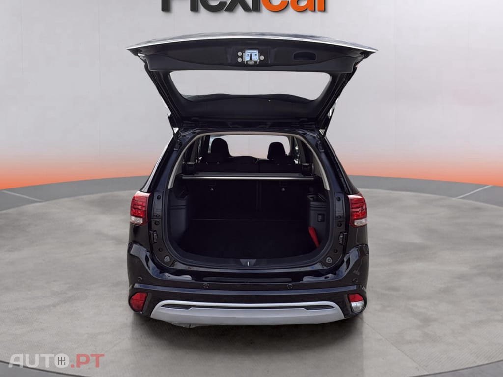 Mitsubishi Outlander 2.4 PHEV Intense