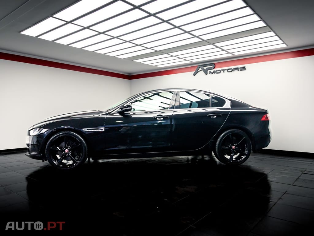 Jaguar XE 2.0 D Prestige Aut.