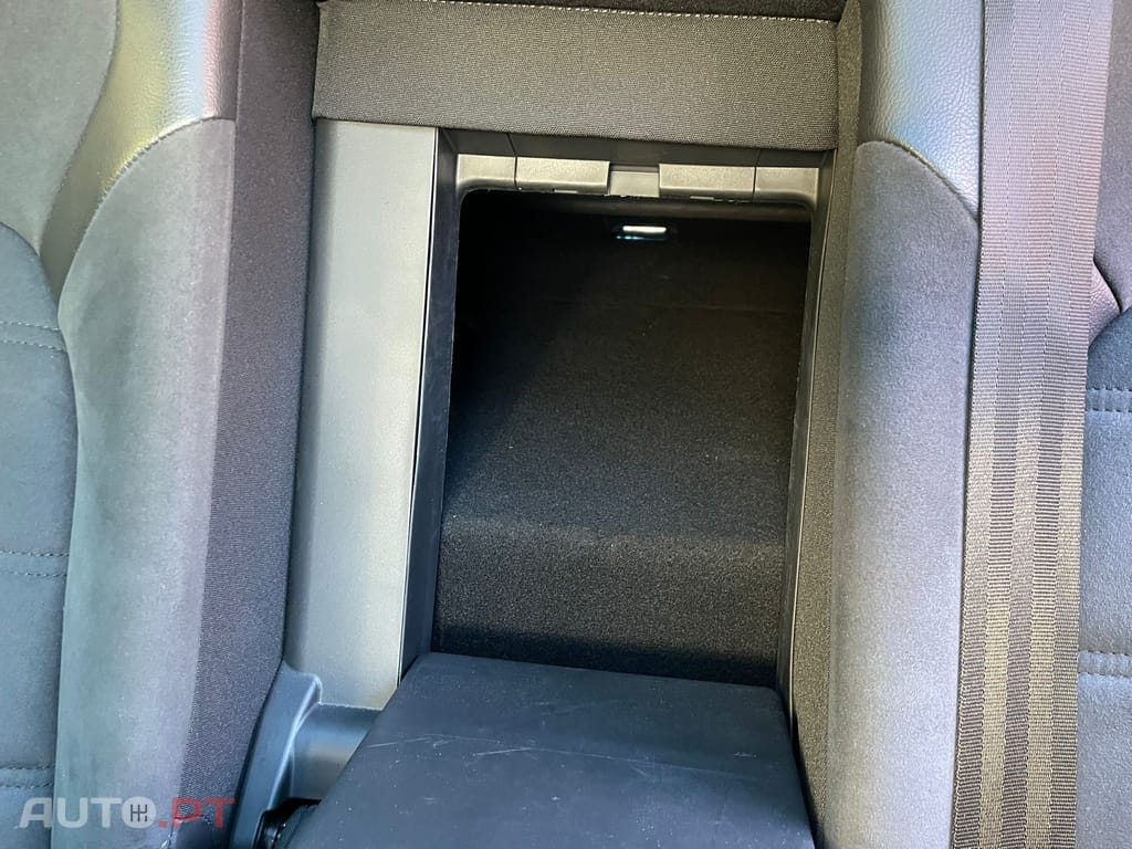 Citroen DS5 2.0 HDi Hybrid4 Business Class