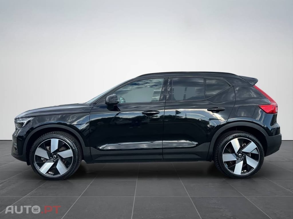 Volvo EX40 Core Recharge Pure AWD