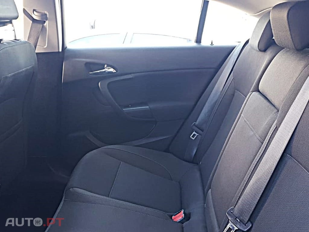 Opel Insignia 2.0 CDTi Edition ecoFLEX