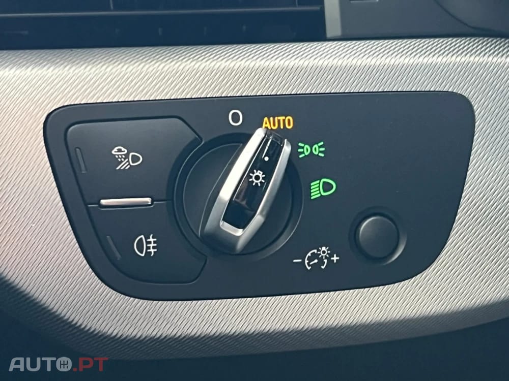 Audi A4 Avant 2.0 TDI Business Line