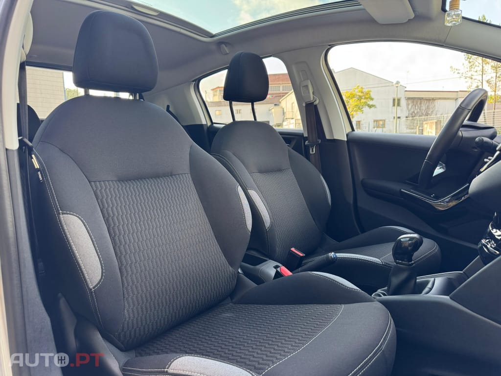 Peugeot 208 1.6 BlueHDi Allure