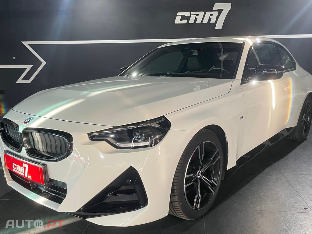 BMW 218 i Pack Desportivo M Auto