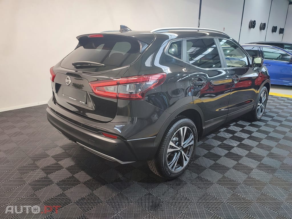 Nissan Qashqai 1.5 dCi N-Connecta Led