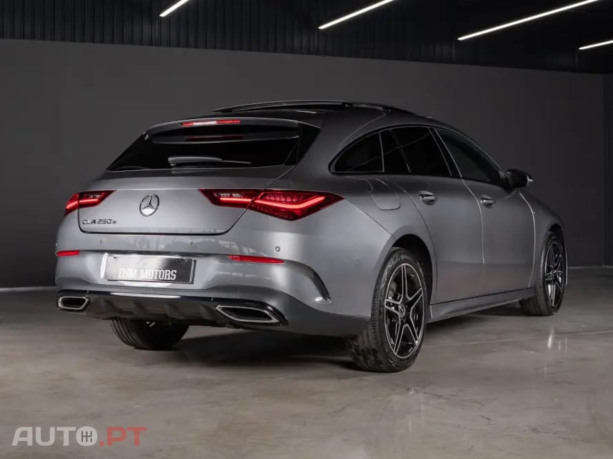 Mercedes-Benz CLA 250 e Shooting Brake AMG Line — fotografia 4