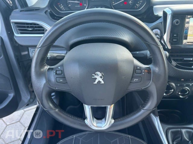 Peugeot 2008 1.6 BlueHDi Style