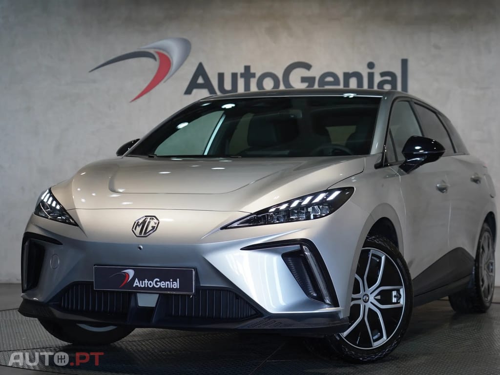 MG MG4 64 kWh Luxury