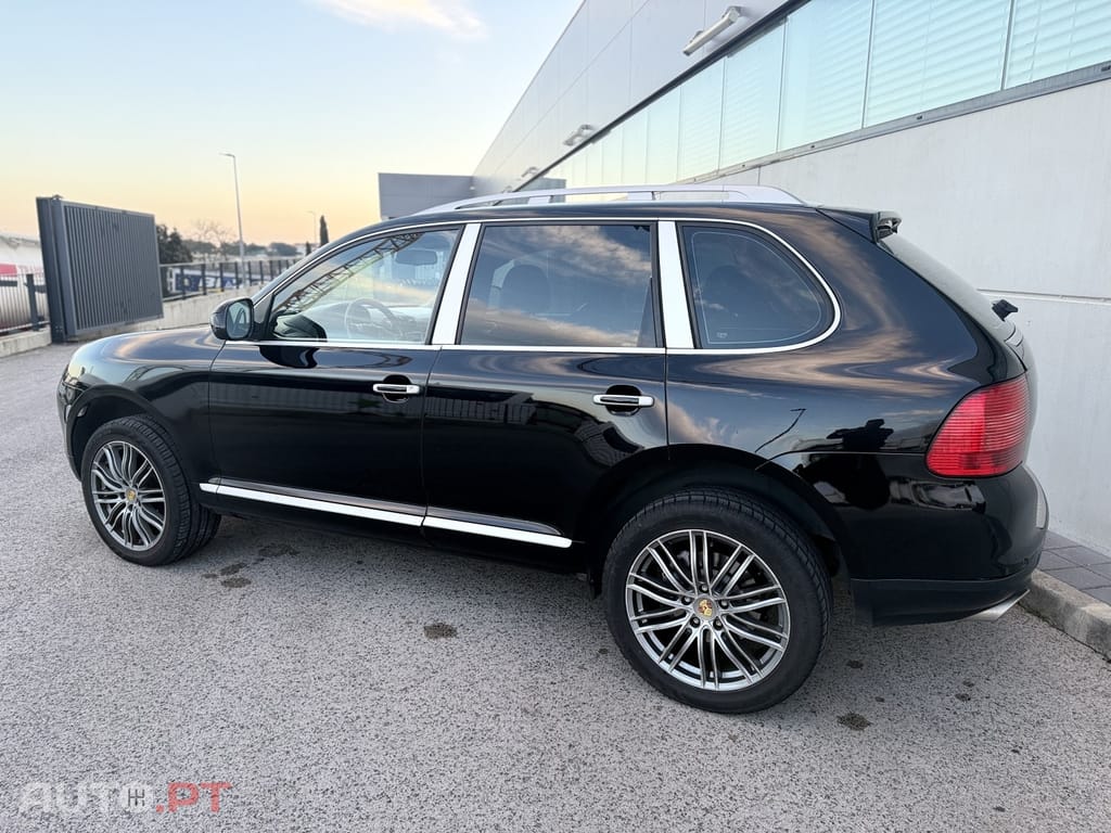 Porsche Cayenne outro