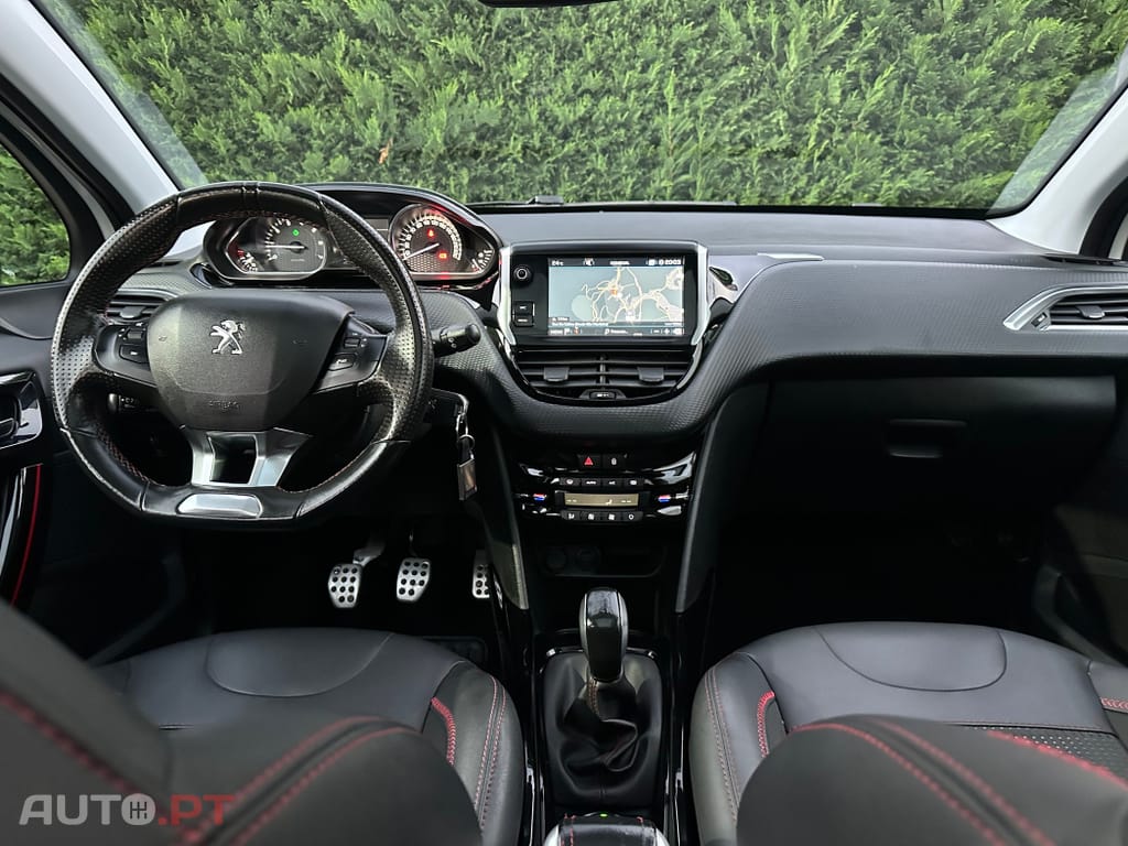 Peugeot 2008 1.2 PureTech GT Line