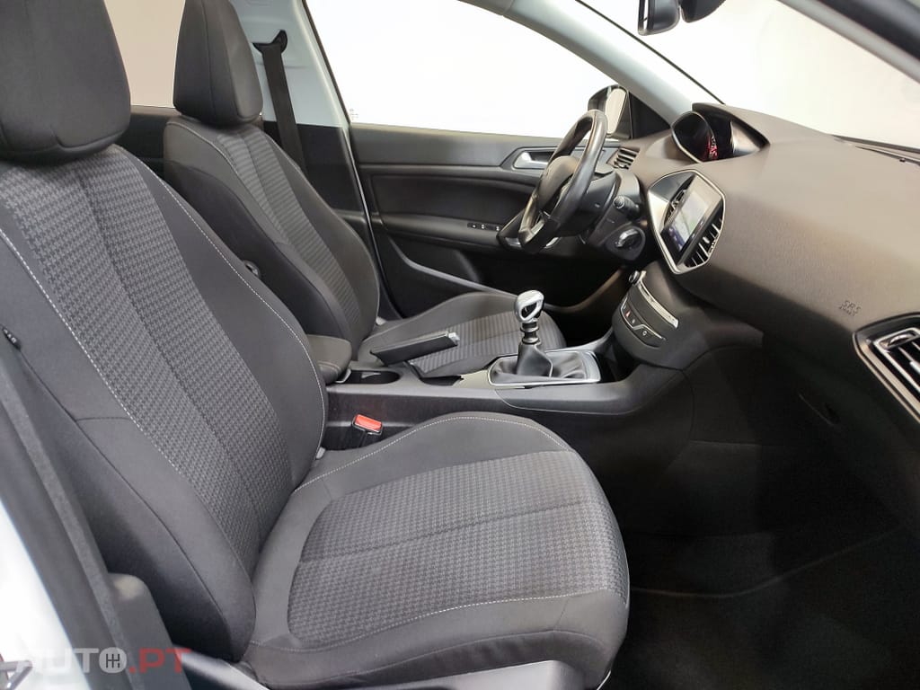 Peugeot 308 1.5 BlueHDi Allure