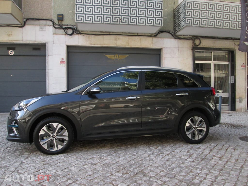 Kia Niro 39.2kWh Move 39