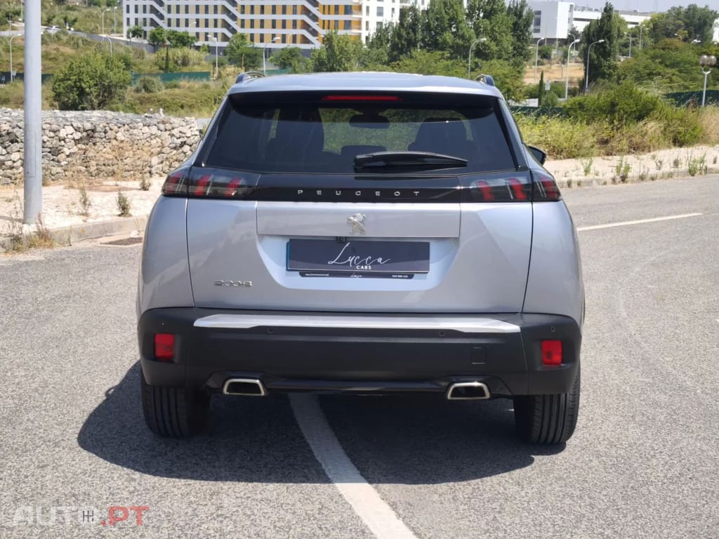 Peugeot 2008 PureTech 130 EAT8 Allure