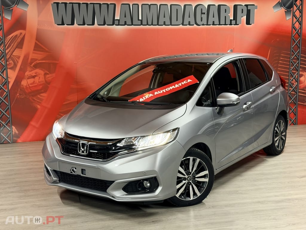 Honda Jazz 1.3 I-VTEC Comfort +Connect. Navi CVT