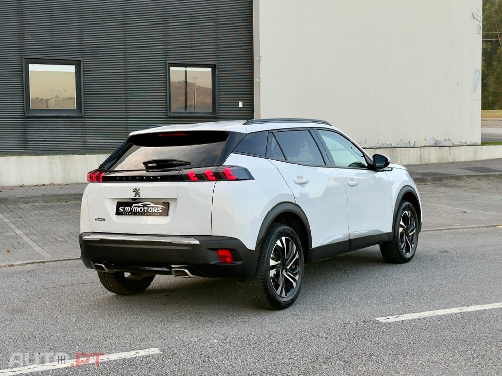 Peugeot 2008 PureTech 130 EAT8 Allure