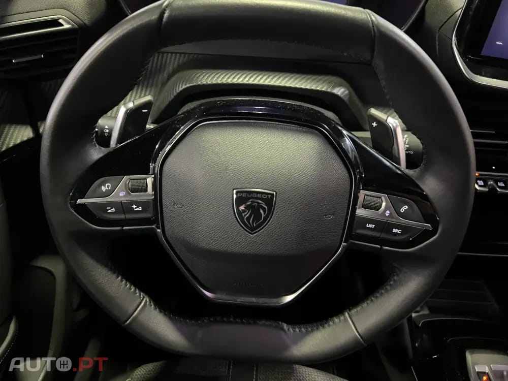 Peugeot 2008 1.2 Hybrid Allure e-DCS6