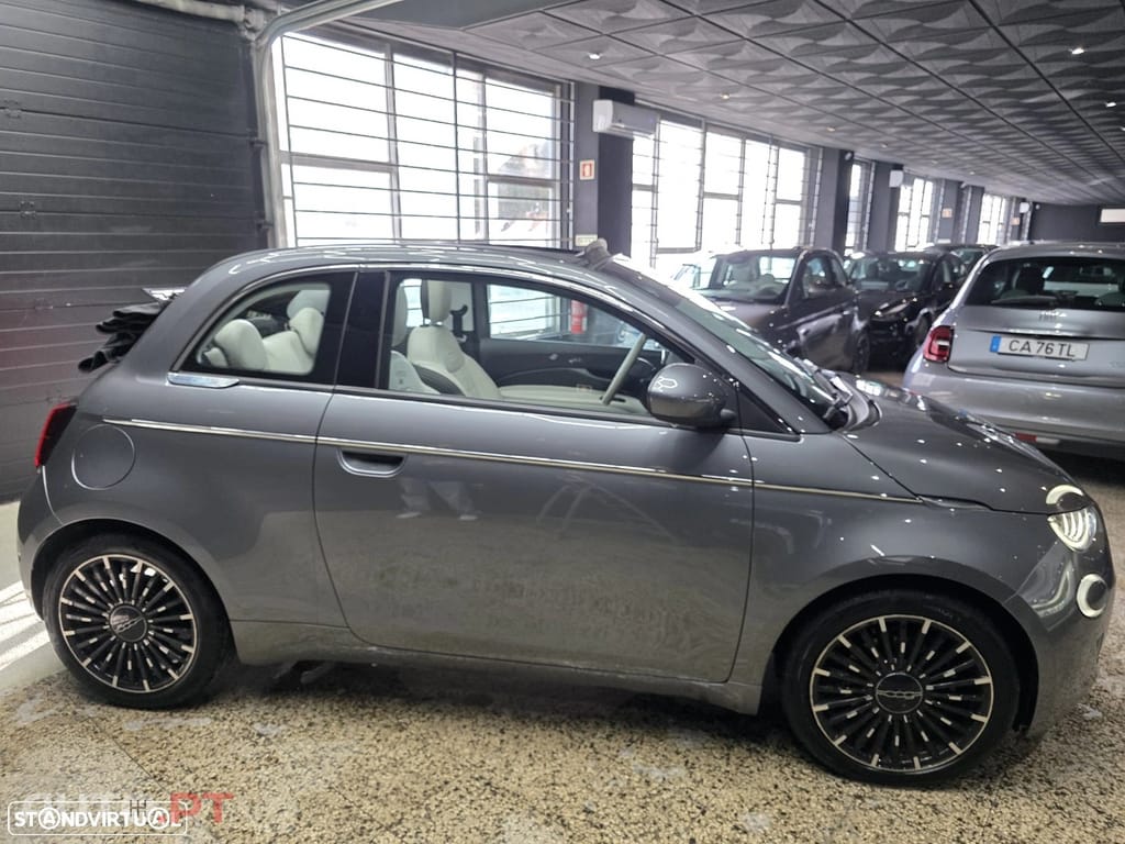 Fiat 500e La Prima