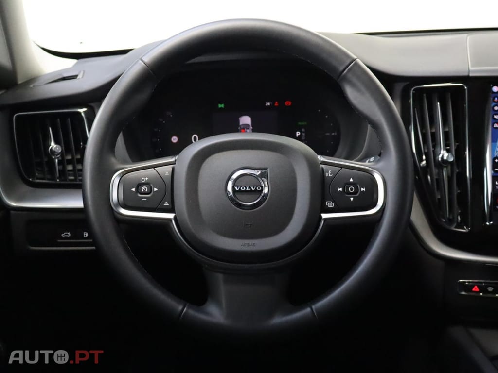 Volvo XC60 2.0 T6 PHEV Core AWD