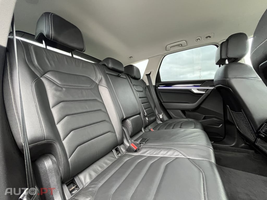Volkswagen Touareg 3.0 TDI V6 Elegance Plus