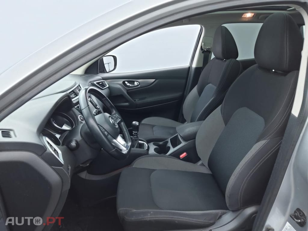 Nissan Qashqai 1.2 DIG-T N-Connecta